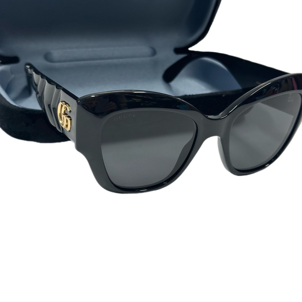 Gucci Sunglasses with Case